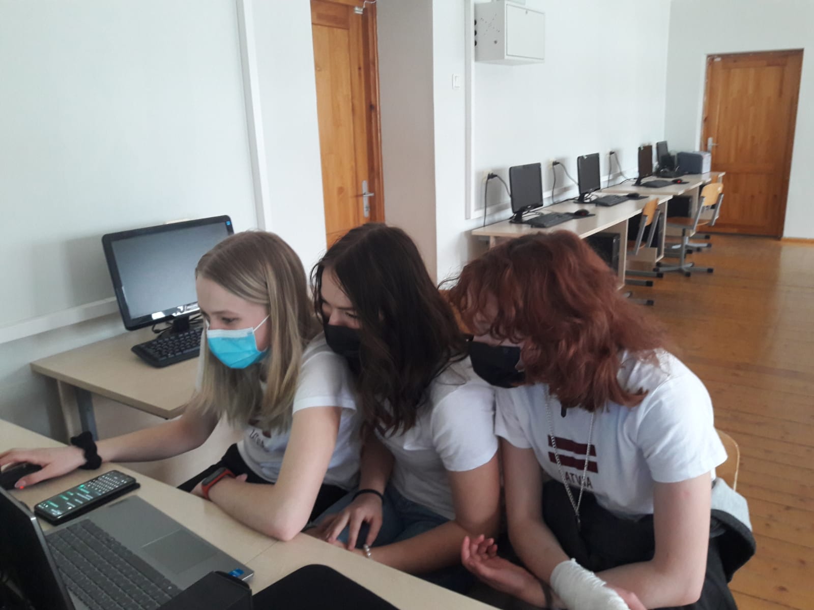 5dc29723 6034 4b4d adb1 cbad7e74e8f0